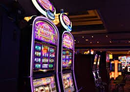 bmw55 casino Philippines players enjoying sports and casino entertainment online